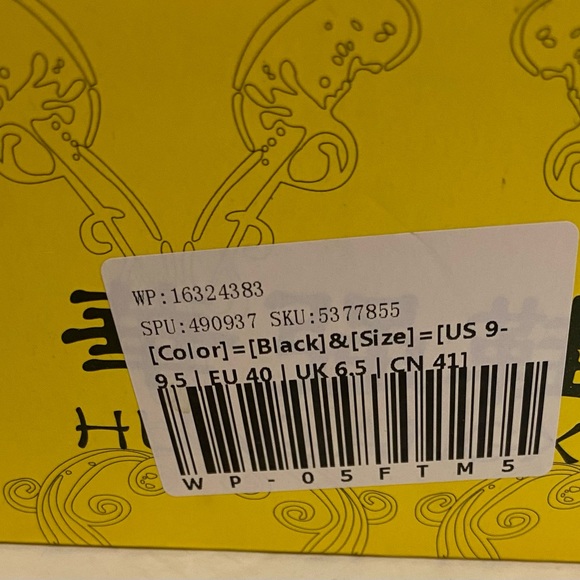 Huaqiang Black Boots with beads and Lace pattern women’s size 9.5  2.5 inch heel - Picture 9 of 11